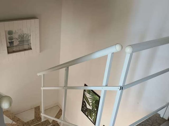 Casa com 360m² 2 quartos e 3 banheiros, à venda, no bairro Cidade Praiana em Rio das Ostras