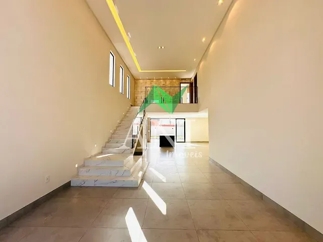 Casa com 406m² 4 quartos e 5 banheiros, à venda, no bairro Jardins Bolonha em Senador Canedo