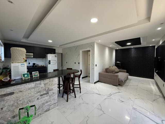 Casa com 360m² 3 quartos e 3 banheiros, à venda, no bairro Recanto do Sol em São Pedro da Aldeia
