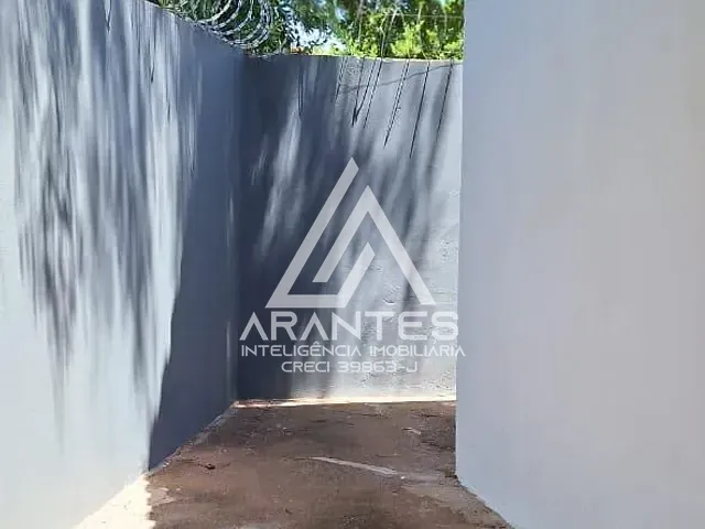 Casa 2 quartos e 1 banheiro, à venda, no bairro Jardim Nova Barretos em Barretos