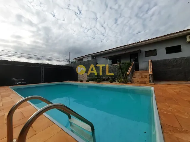 Casa com 702m² 3 quartos e 1 banheiro, à venda, no bairro Jardim Ouro Verde em Ourinhos