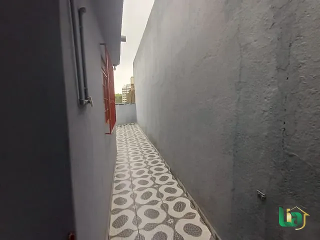 Casa 3 quartos e 1 banheiro, para alugar, no bairro Barra em Muriaé
