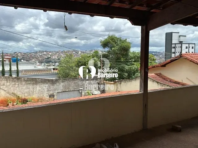 Casa 3 quartos e 3 banheiros, à venda, no bairro Barreiro em Belo Horizonte