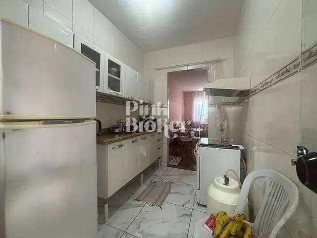 Casa com 85m² 2 quartos e 1 banheiro, à venda, no bairro Cabral em Contagem