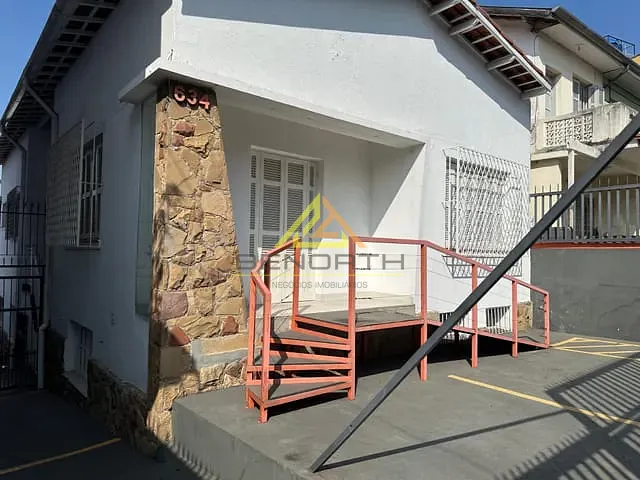 Casa com 300m², para alugar, no bairro Jardim São Paulo(Zona Norte) em São Paulo