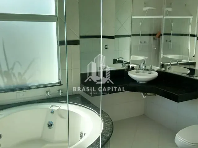 Casa 3 quartos e 4 banheiros, à venda ou para alugar, no bairro Parque Residencial Villa dos Inglezes em Sorocaba