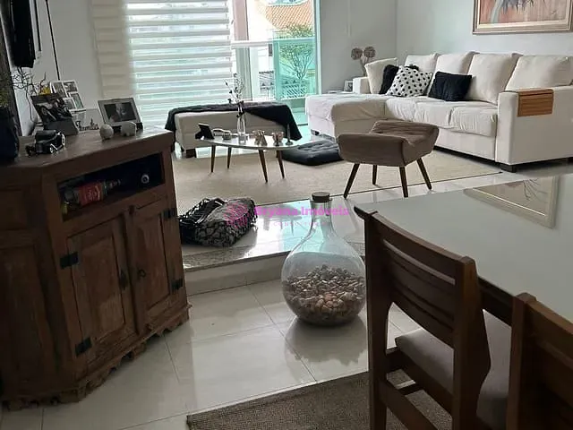 Casa com 360m² 4 quartos e 5 banheiros, à venda, no bairro Barcelona em São Caetano do Sul
