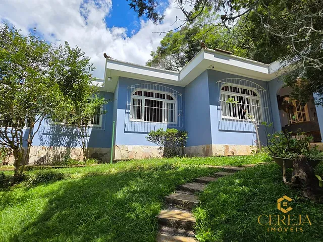 Casa 4 quartos e 4 banheiros, à venda, no bairro Cascatinha em Nova Friburgo