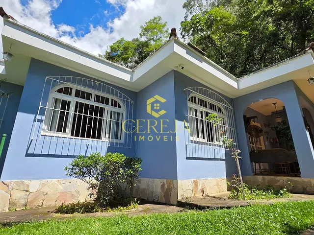 Casa 4 quartos e 4 banheiros, à venda, no bairro Cascatinha em Nova Friburgo