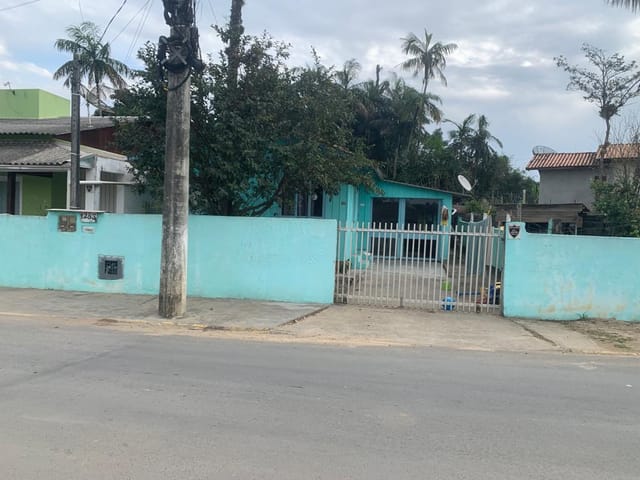 Casa com 382m² 2 quartos e 2 banheiros, à venda, no bairro Nossa Sra. de Fátima em Penha