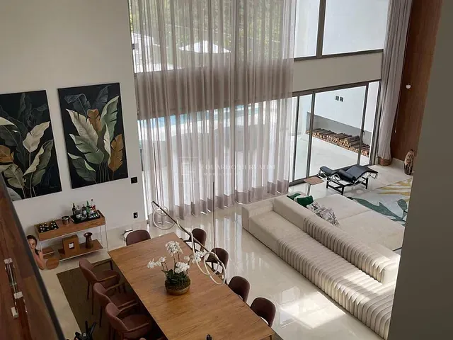 Casa com 1100m² 4 quartos e 8 banheiros, à venda, no bairro Quinta das Paineiras em Jundiaí