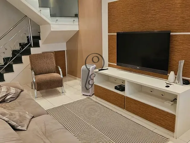 Sobrado 3 quartos e 3 banheiros, à venda, no bairro Vila Alpina em São Paulo
