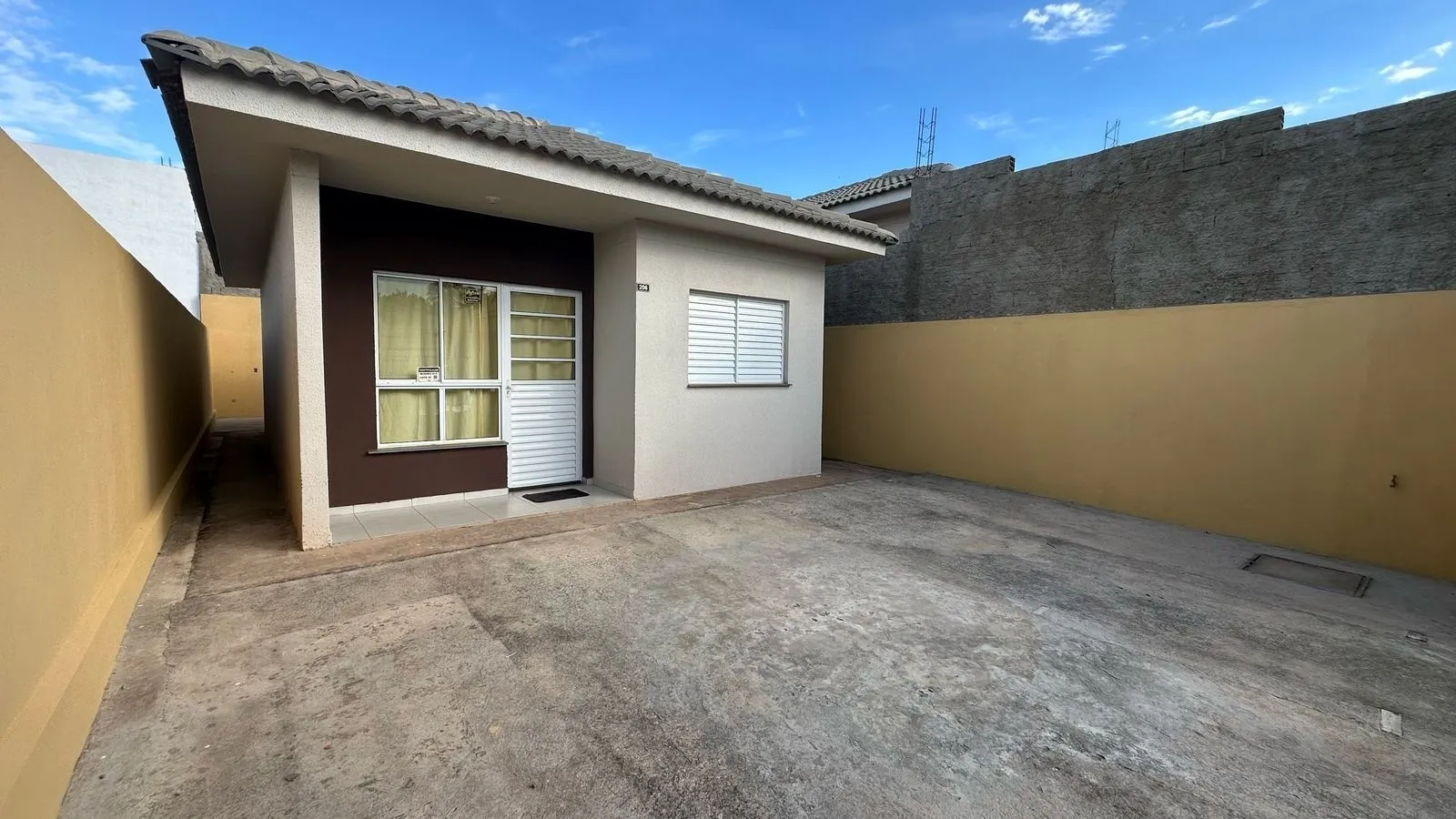 Casa, 2 quartos, 52 m² - Foto 1