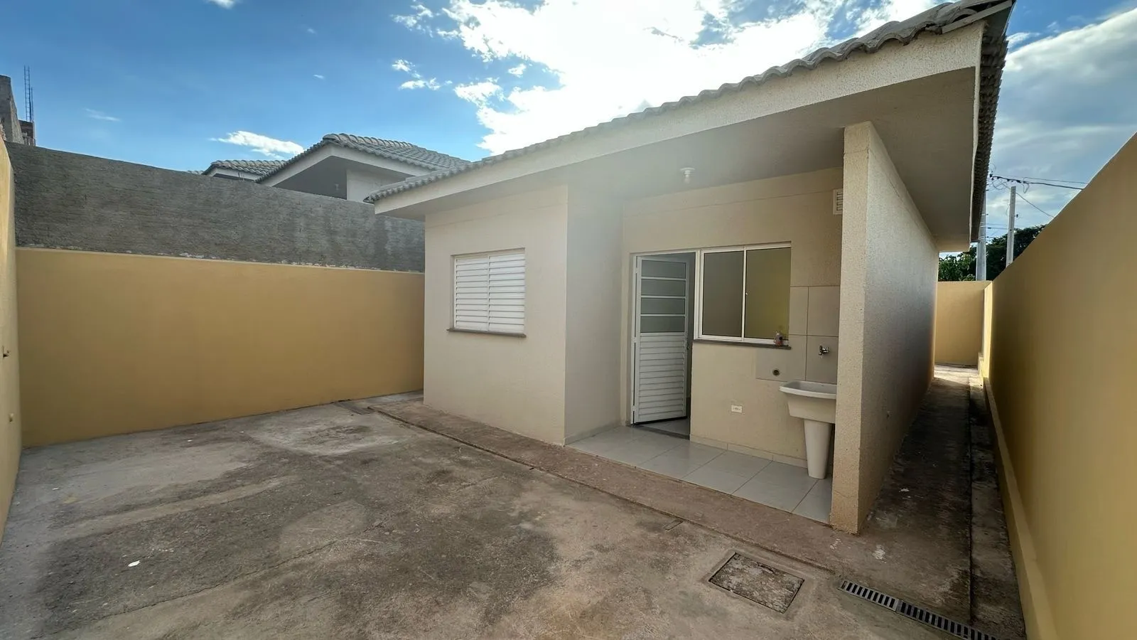 Casa, 2 quartos, 52 m² - Foto 2
