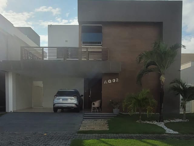 Casa com 312m² 4 quartos e 4 banheiros, à venda, no bairro Centro em Barra dos Coqueiros