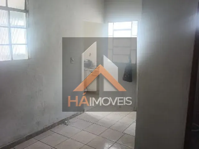 Casa com 40m² 1 quarto e 1 banheiro, para alugar, no bairro Boa Vista em Belo Horizonte