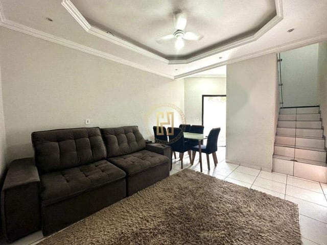 Casa com 324m², à venda, no bairro Residencial das Acácias em Nova Mutum