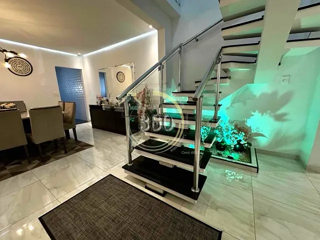 Casa com 340m² 3 quartos e 5 banheiros, à venda, no bairro Vila Bertioga em São Paulo
