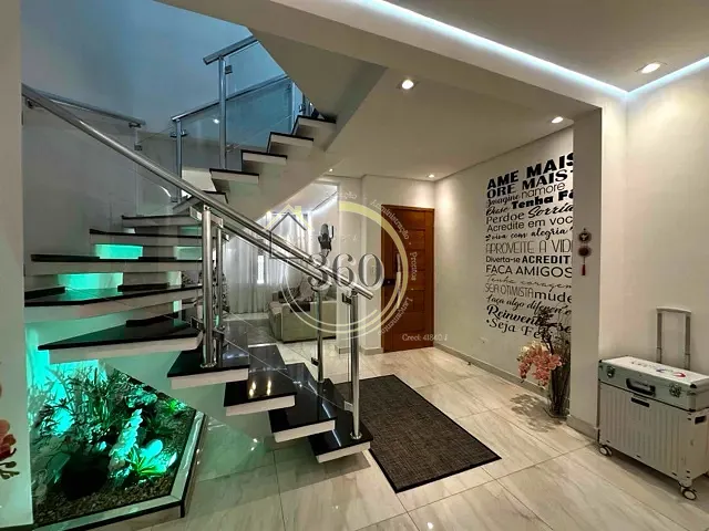 Casa com 340m² 3 quartos e 5 banheiros, à venda, no bairro Vila Bertioga em São Paulo