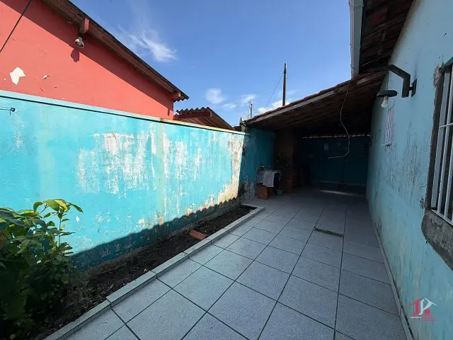 Casa 3 quartos e 3 banheiros, à venda, no bairro Belas Artes em Itanhaém