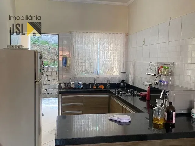 Casa com 140m² 2 quartos e 1 banheiro, à venda, no bairro Borda da Mata em Caçapava