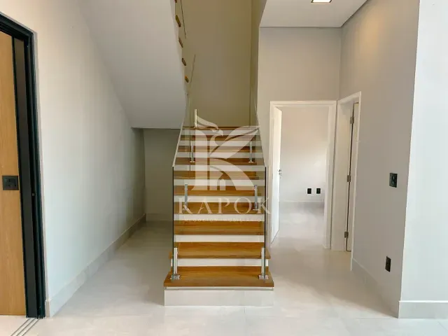 Casa 3 quartos e 4 banheiros, à venda, no bairro Vila Monte Alegre em Paulínia
