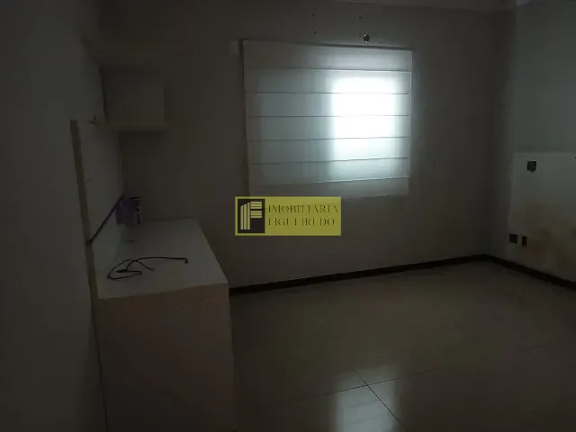 Casa com 535m² 4 quartos e 1 banheiro, à venda, no bairro Parque Residencial Damha em São José do Rio Preto