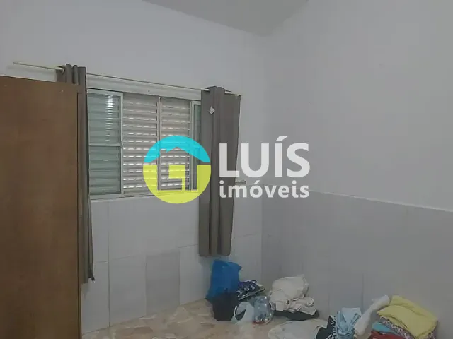 Casa 3 quartos e 1 banheiro, à venda, no bairro JARDIM RENOVAÇÃO em Guaranésia
