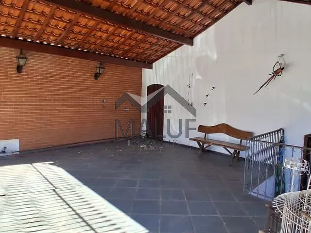 Casa com 200m² 3 quartos e 2 banheiros, à venda, no bairro Vila Rezende em Piracicaba