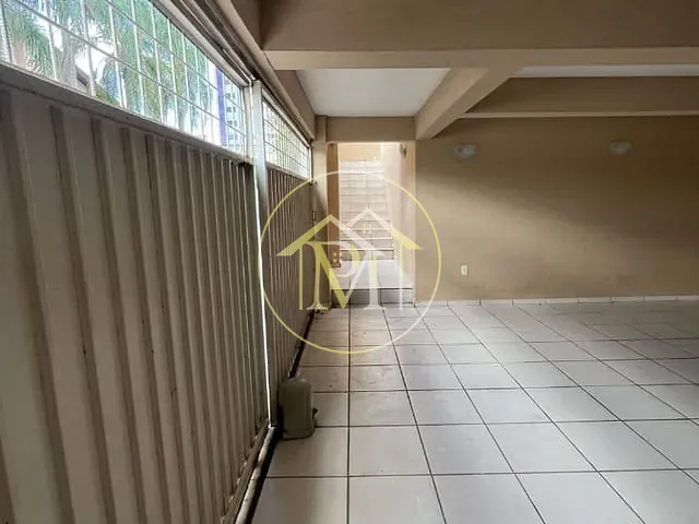 Casa com 200m² 2 quartos e 2 banheiros, à venda, no bairro Jardim Ana Maria em Sorocaba