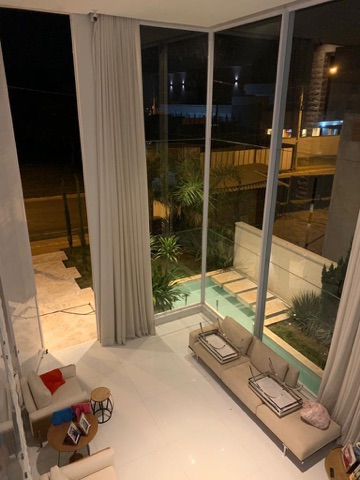 Casa com 540m² 4 quartos e 5 banheiros, à venda, no bairro Condomínio do Lago 1ª Etapa em Goiânia