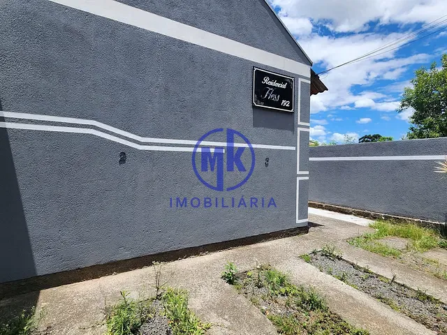 Casa 2 quartos e 1 banheiro, à venda, no bairro Santa Fé em Gravataí