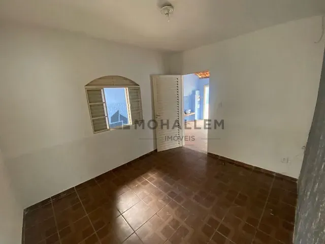 Casa com 202m² 2 quartos e 1 banheiro, à venda, no bairro Santa Rosa em Itajubá