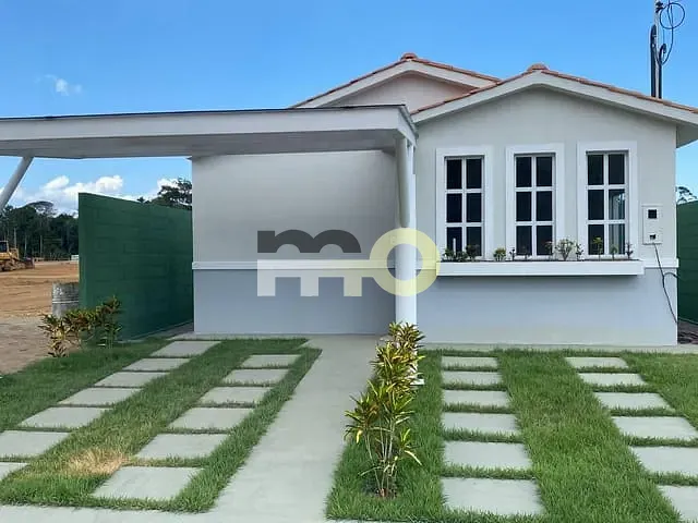 Casa 3 quartos e 2 banheiros, à venda, no bairro Ponta Negra em Manaus