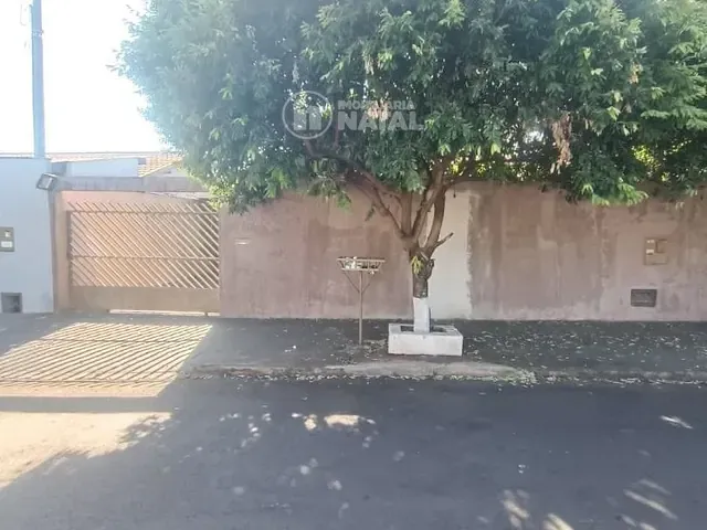 Casa 2 quartos e 1 banheiro, à venda, no bairro Terra Bonita em Ibiporã