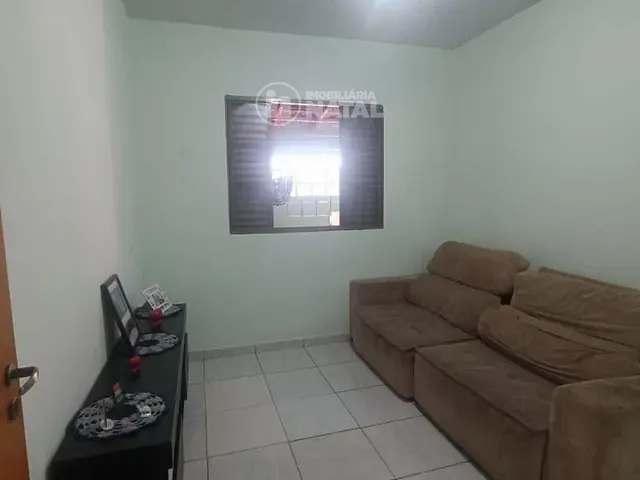 Casa 2 quartos e 1 banheiro, à venda, no bairro Terra Bonita em Ibiporã