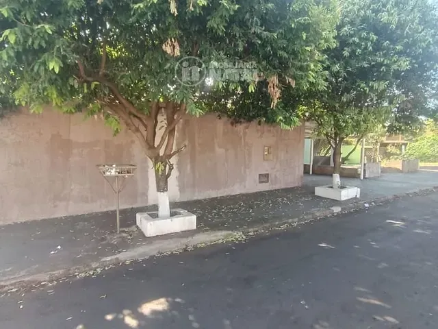 Casa 2 quartos e 1 banheiro, à venda, no bairro Terra Bonita em Ibiporã