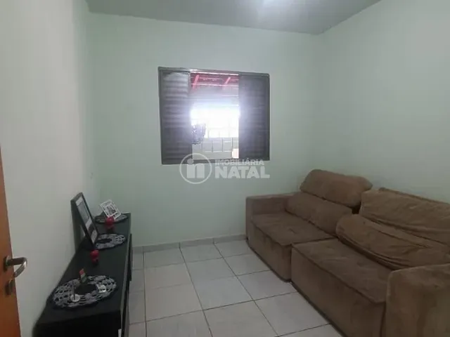 Casa 2 quartos e 1 banheiro, à venda, no bairro Terra Bonita em Ibiporã