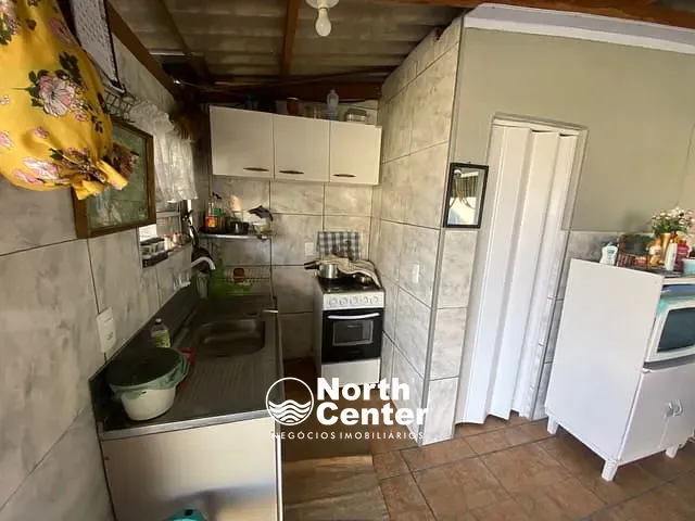 Casa com 240m² 2 quartos e 2 banheiros, à venda, no bairro Costeira em Balneário Barra do Sul