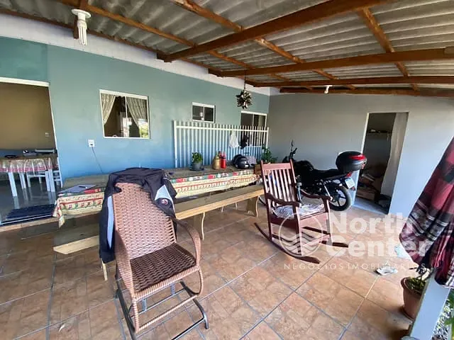 Casa com 240m² 2 quartos e 2 banheiros, à venda, no bairro Costeira em Balneário Barra do Sul