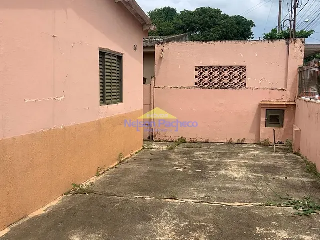 Casa com 300m² 4 quartos e 2 banheiros, à venda, no bairro Vila Bela Vista em Capivari