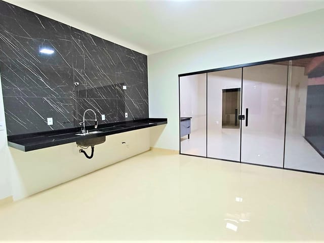 Casa com 148m² 2 quartos e 3 banheiros, à venda, no bairro Alto Cote Gil em Olímpia