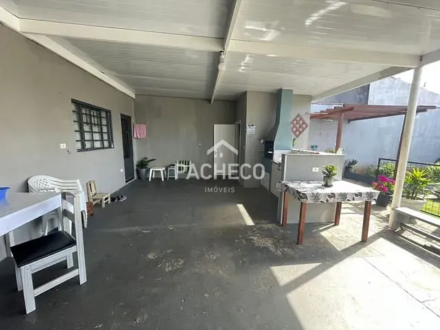 Casa com 250m² 2 quartos e 2 banheiros, à venda, no bairro Jardim Dona Regina em Santa Bárbara d'Oeste