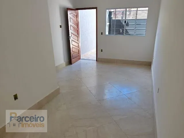 Casa 2 quartos e 2 banheiros, à venda, no bairro Parque Guaianazes em São Paulo
