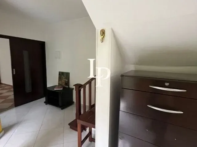 Casa 5 quartos e 6 banheiros, à venda, no bairro Quarta Parada em São Paulo