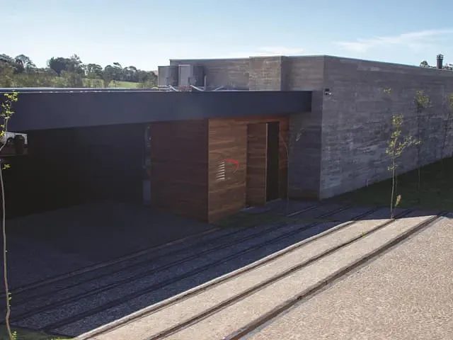 Casa com 2086m² 4 quartos e 5 banheiros, à venda, no bairro Estância Santa Paula em Londrina