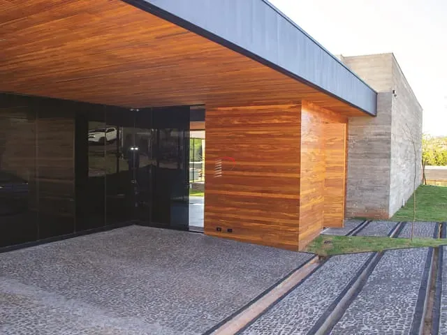 Casa com 2086m² 4 quartos e 5 banheiros, à venda, no bairro Estância Santa Paula em Londrina
