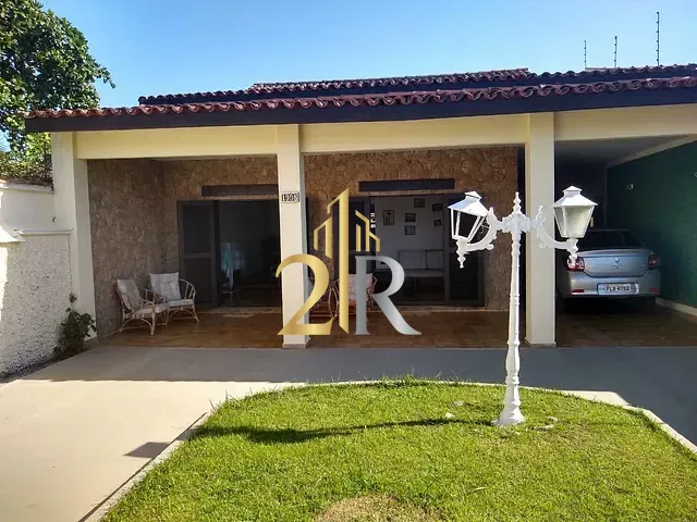 Casa com 450m² 3 quartos e 2 banheiros, à venda, no bairro Cibratel em Itanhaém