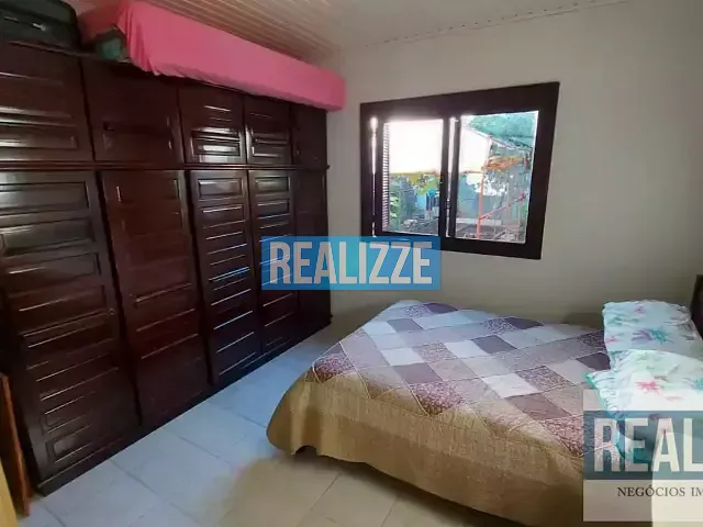 Casa com 400m² 2 quartos e 1 banheiro, à venda, no bairro Santa Lúcia em Marau