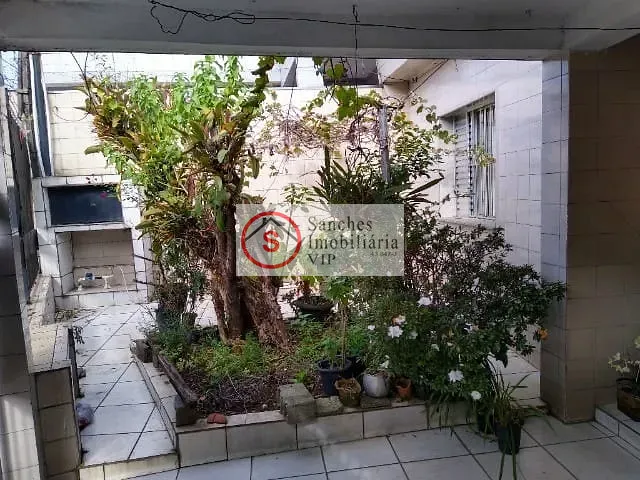 Casa com 200m² 2 quartos e 1 banheiro, à venda, no bairro Vila Industrial em São Paulo